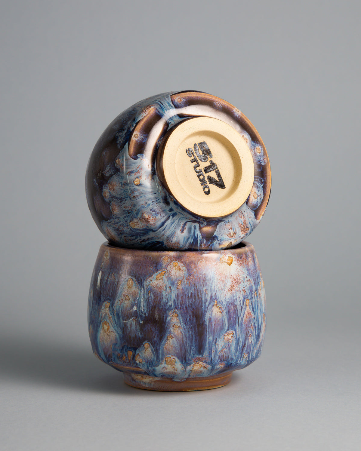 WINDY CUP 'NEBULA', two cups stacked, showing the 517 stamp on the base