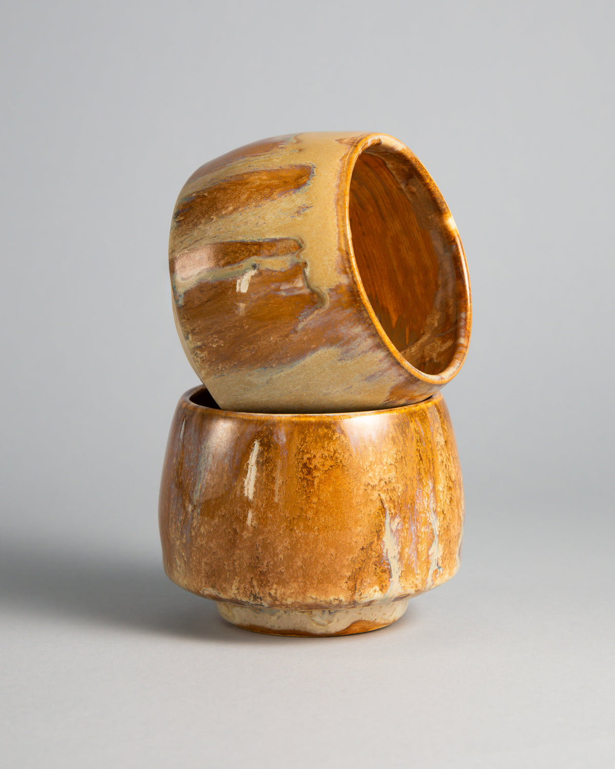 WINDY CUP 'SALTED CARAMEL', two cups stacked, showing the glazed interior